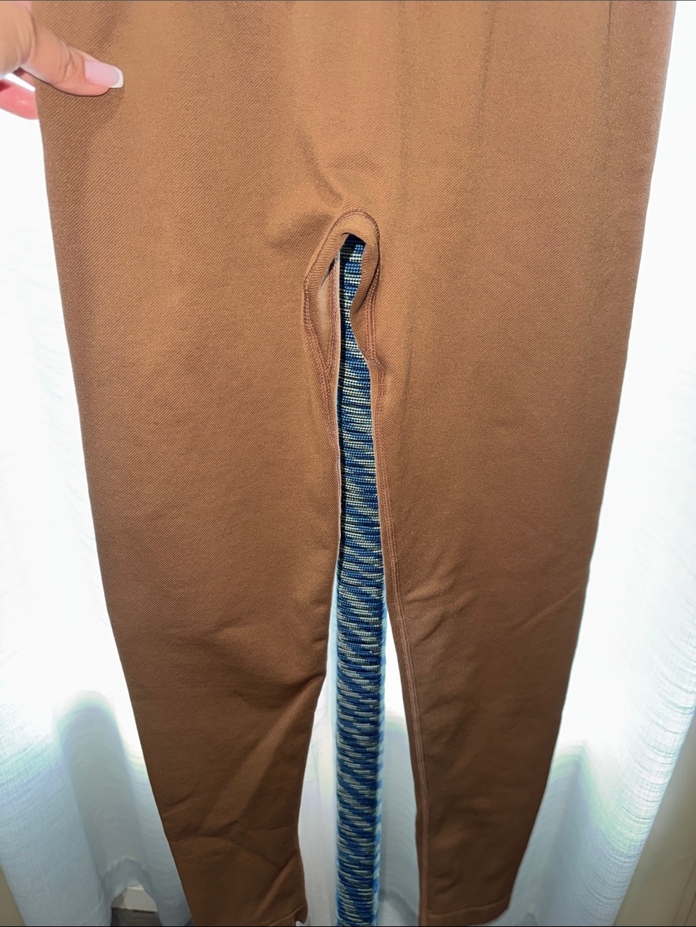 OQQ - Brown Seamless Cinched Leggings Size Small - Picture 8 of 14